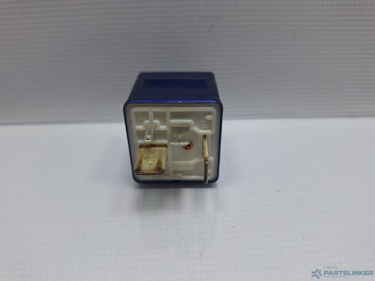 Releu bujii VOLKSWAGEN BORA (1J2) [ 1998 - 2013 ] TDI (AGR, ALH) 66KW|90HP 8A0951253