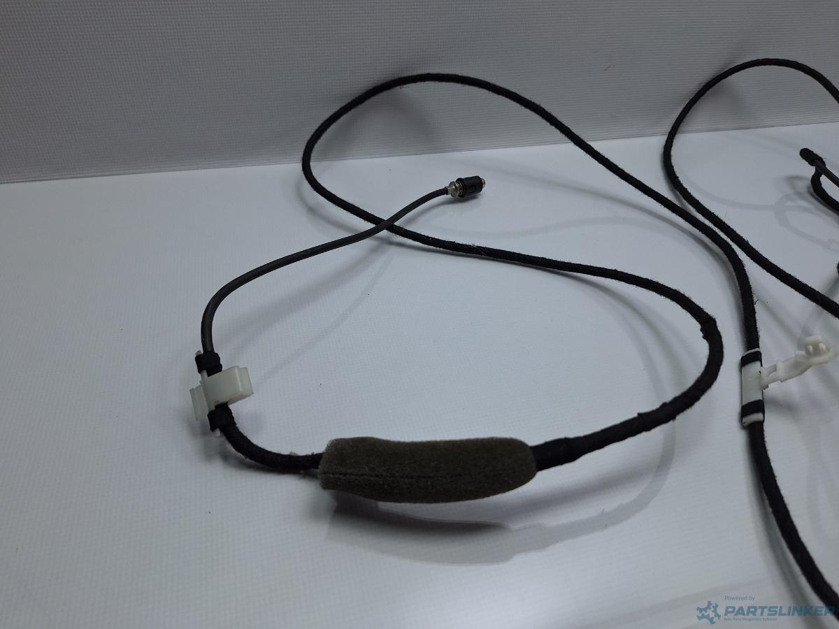 Cablu antena VOLKSWAGEN BORA (1J2) [ 1998 - 2013 ] TDI (AGR, ALH) 66KW|90HP OEM 1J5971650B