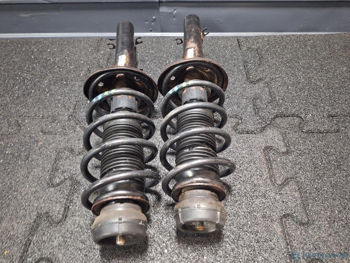 Amortizoare si arcuri fata VOLKSWAGEN BORA (1J2) [ 1998 - 2013 ] TDI (AGR, ALH) 66KW|90HP OEM 1J0413031BH , 1J0411105C