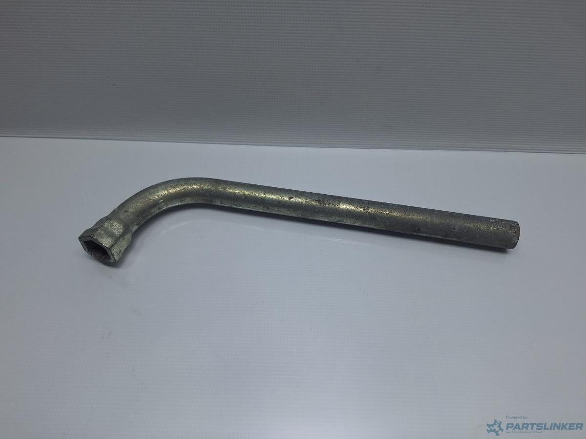 Cheie prezoane roti VOLKSWAGEN BORA (1J2) [ 1998 - 2013 ] TDI (AGR, ALH) 66KW|90HP OEM 4D0012219A