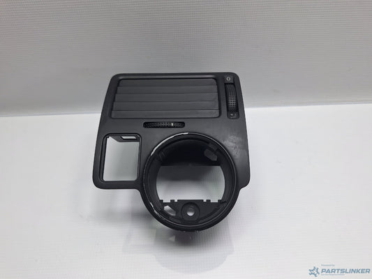 Grila ventilatie stanga VOLKSWAGEN BORA (1J2) [ 1998 - 2013 ] TDI (AGR, ALH) 66KW|90HP 1J1819703E