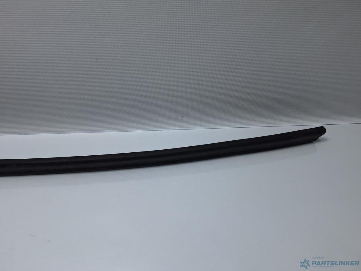 Cheder grila centrala VOLKSWAGEN PASSAT Variant (3G5) [ 2014 - > ] TDI (CRLB, DBGA, DFGA) 110KW|150HP OEM 3G0823707