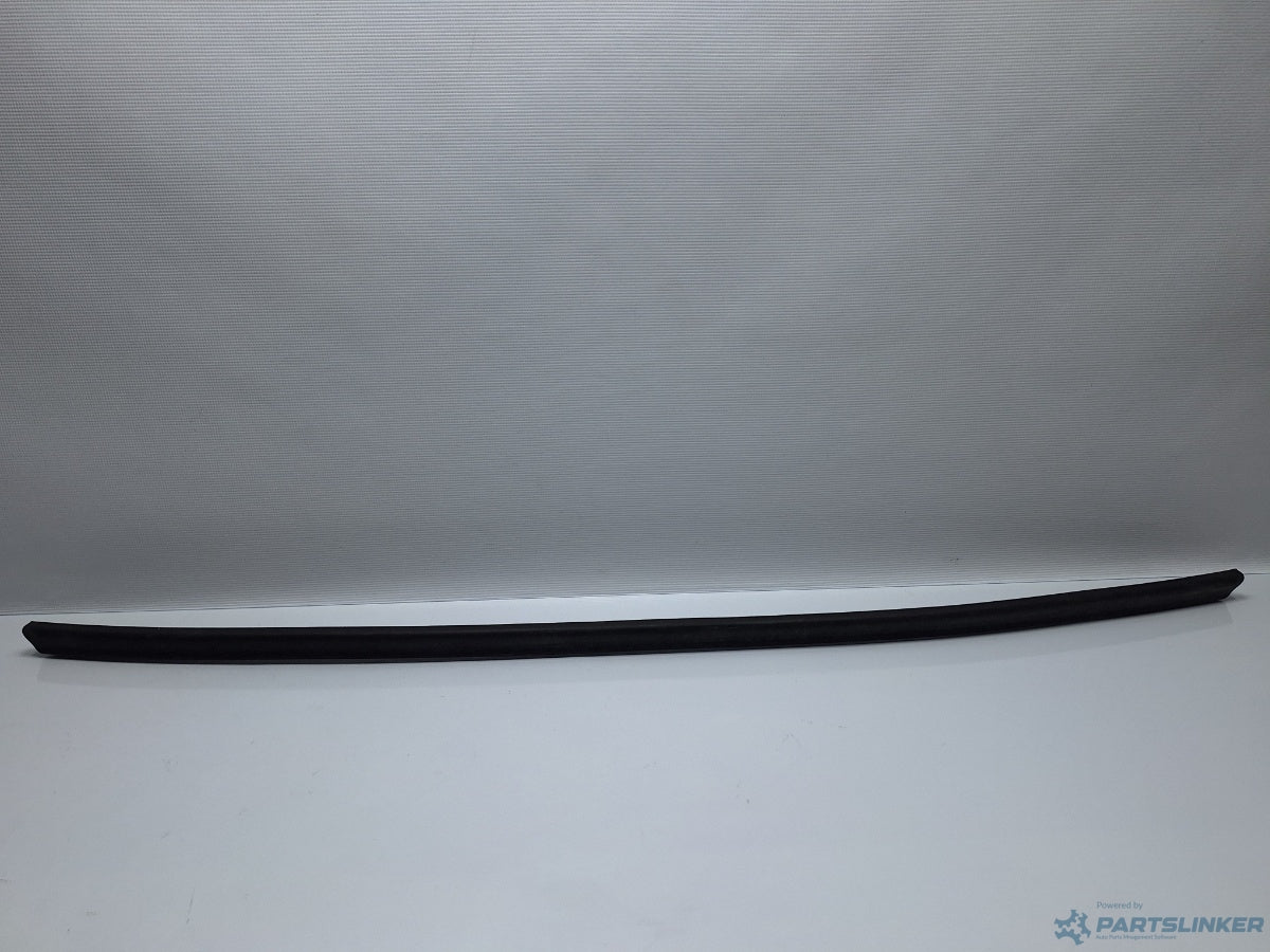 Cheder grila centrala VOLKSWAGEN PASSAT Variant (3G5) [ 2014 - > ] TDI (CRLB, DBGA, DFGA) 110KW|150HP 3G0823707