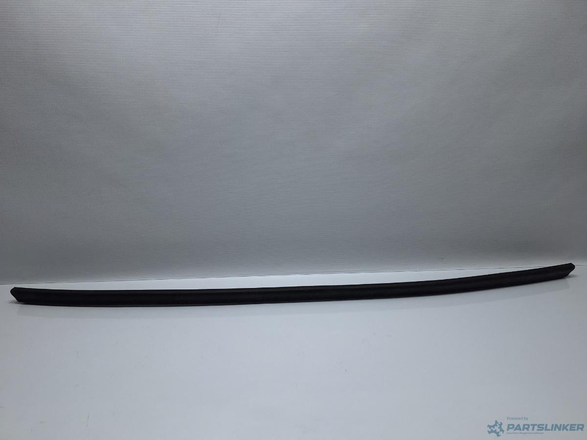 Cheder grila centrala VOLKSWAGEN PASSAT Variant (3G5) [ 2014 - > ] TDI (CRLB, DBGA, DFGA) 110KW|150HP OEM 3G0823707
