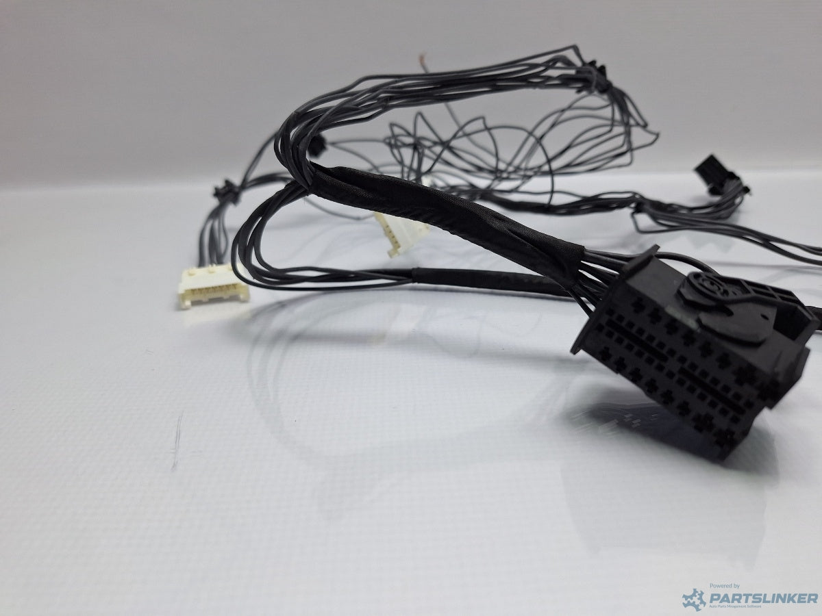 Instalatie far led stanga VOLKSWAGEN PASSAT Variant (3G5) [ 2014 - > ] TDI (CRLB, DBGA, DFGA) 110KW|150HP 3G1941774D