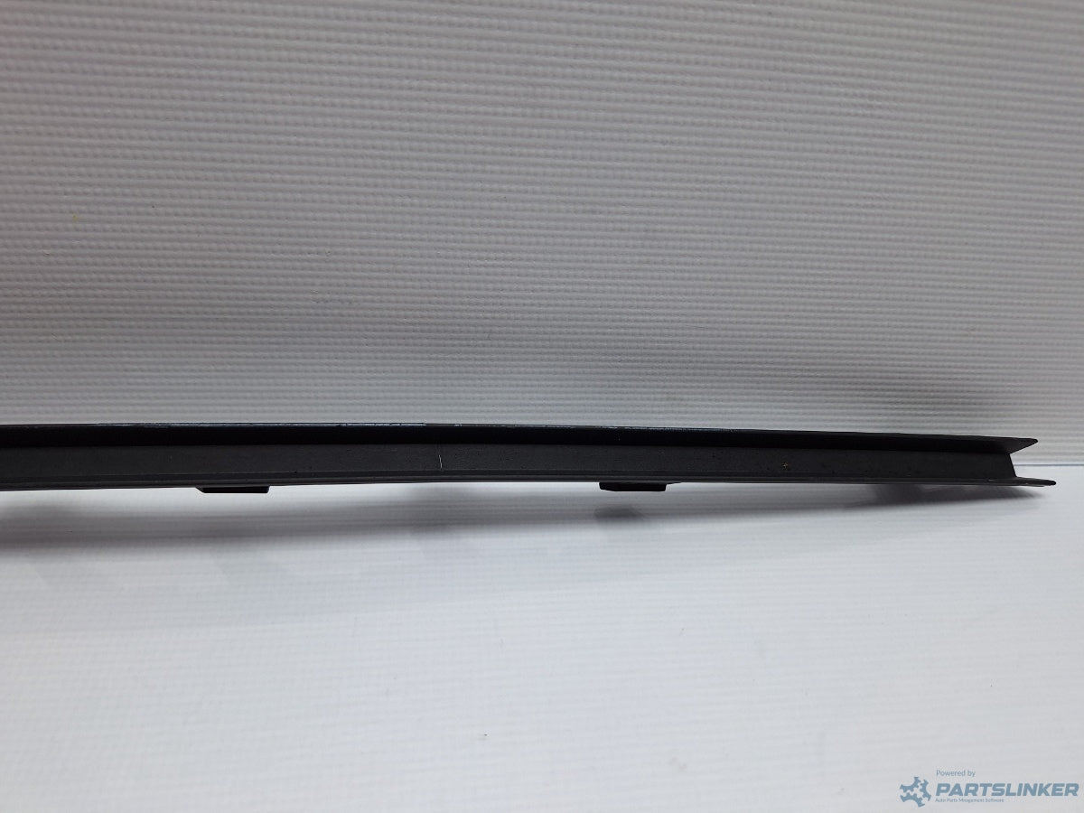 Ornament inferior bara dreapta fata VOLKSWAGEN PASSAT Variant (3G5) [ 2014 - > ] TDI (CRLB, DBGA, DFGA) 110KW|150HP 3G0854322