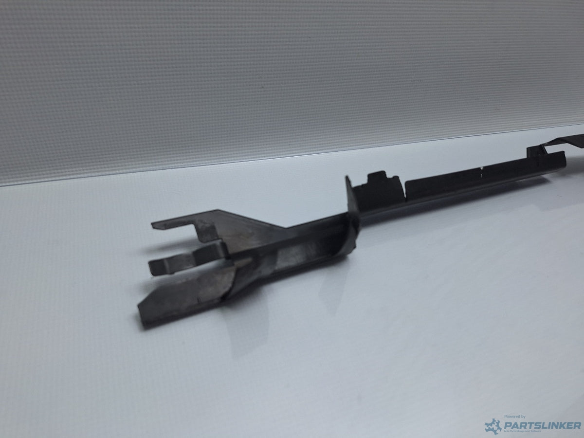 Deflector aer radiatoare VOLKSWAGEN PASSAT Variant (3G5) [ 2014 - > ] TDI (CRLB, DBGA, DFGA) 110KW|150HP 5G0121332H