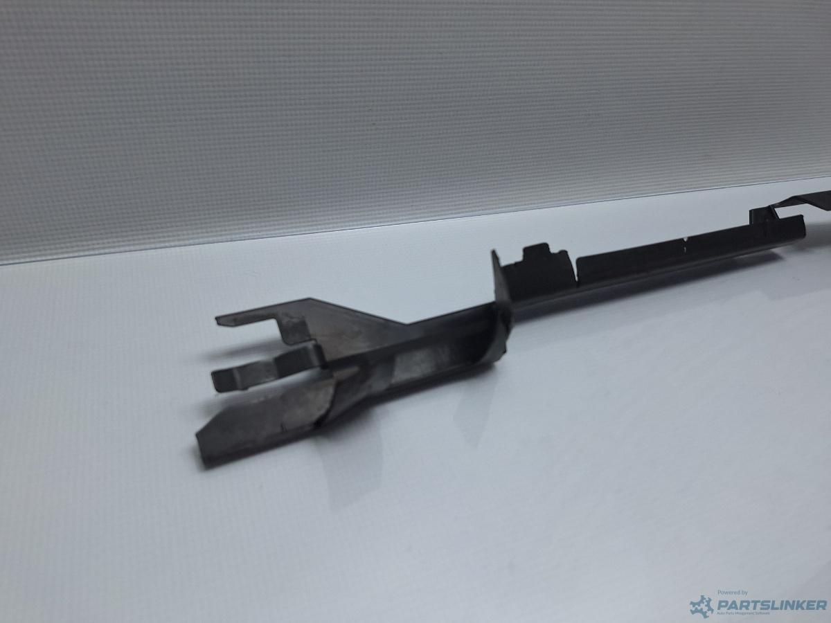 Deflector aer radiatoare VOLKSWAGEN PASSAT Variant (3G5) [ 2014 - > ] TDI (CRLB, DBGA, DFGA) 110KW|150HP OEM 5G0121332H