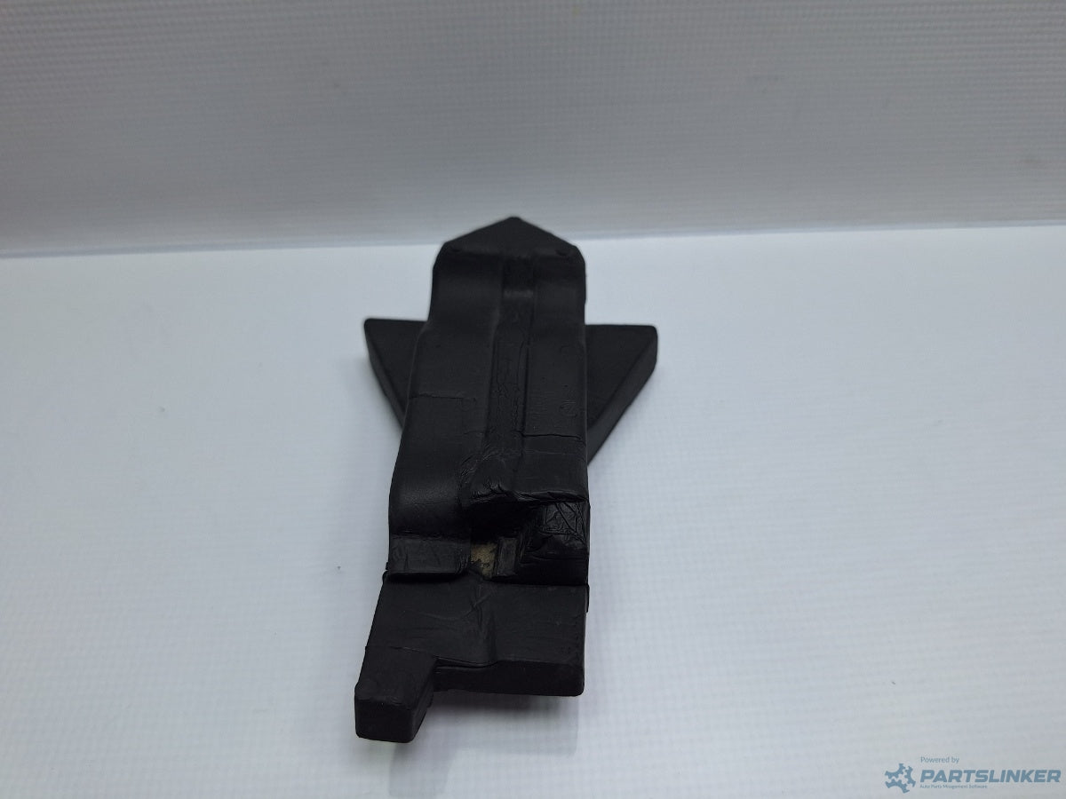 Insonorizare capota VOLKSWAGEN PASSAT Variant (3G5) [ 2014 - > ] TDI (CRLB, DBGA, DFGA) 110KW|150HP 3G0864759