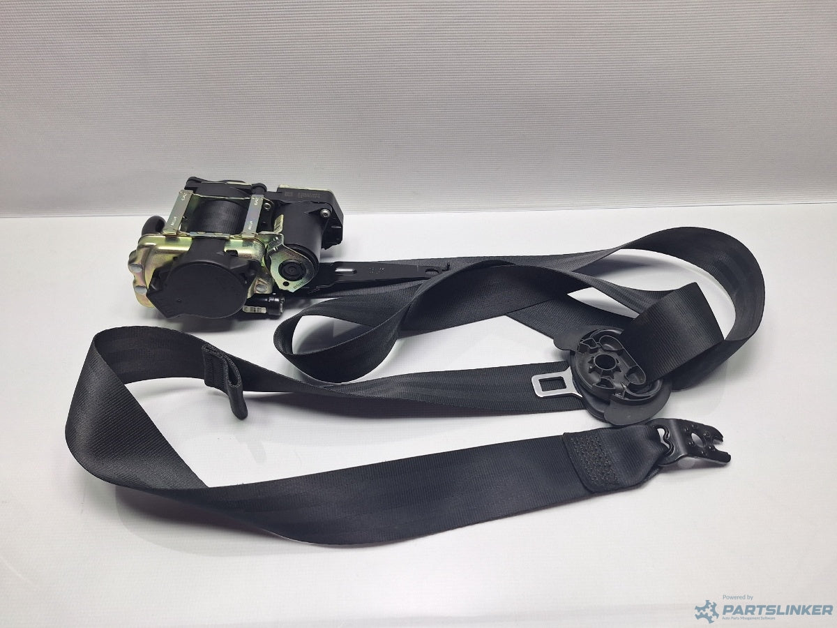 Centura blocata dreapta fata VOLKSWAGEN PASSAT Variant (3G5) [ 2014 - > ] TDI (CRLB, DBGA, DFGA) 110KW|150HP 3G1857706C