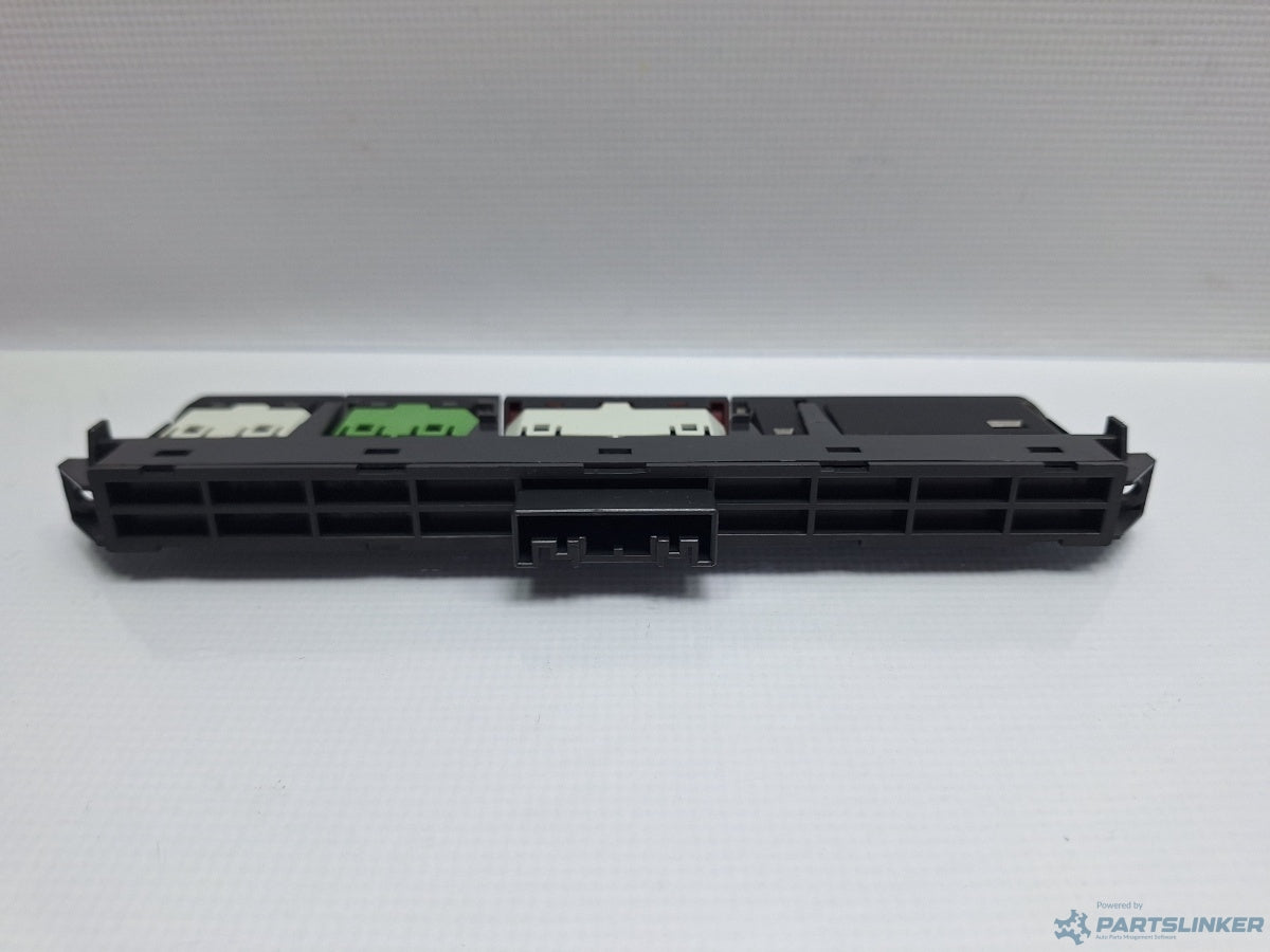 Bloc butoane plansa bord VOLKSWAGEN PASSAT Variant (3G5) [ 2014 - > ] TDI (CRLB, DBGA, DFGA) 110KW|150HP 3G0927132A