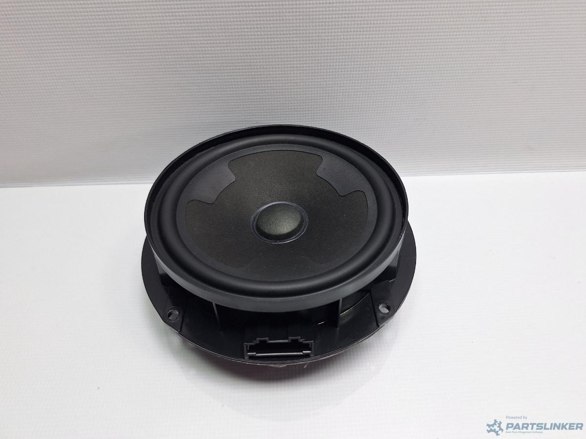 Boxa usa spate VOLKSWAGEN PASSAT Variant (3G5) [ 2014 - > ] TDI (CRLB, DBGA, DFGA) 110KW|150HP OEM 3G0035453