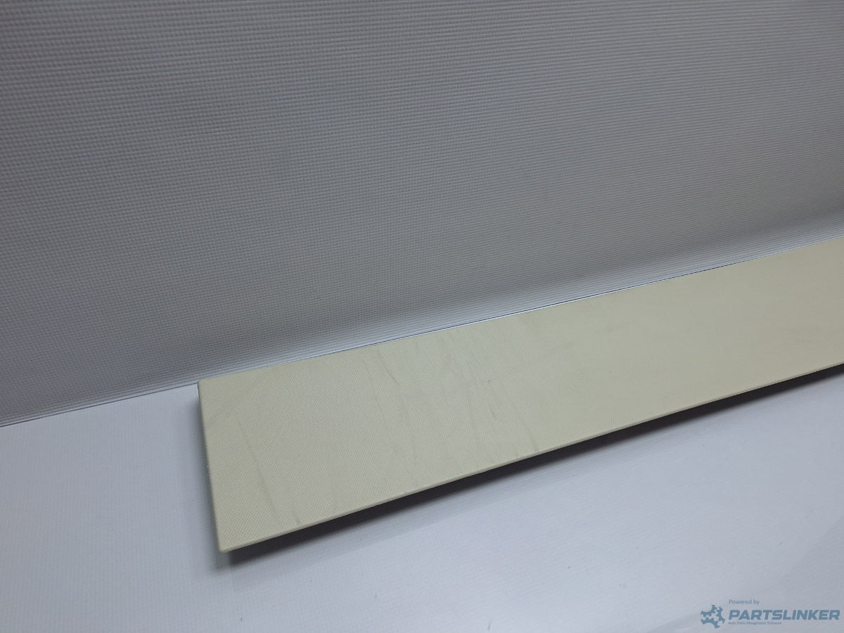 Ornament plafon portbagaj VOLKSWAGEN PASSAT Variant (3G5) [ 2014 - > ] TDI (CRLB, DBGA, DFGA) 110KW|150HP 3G9867617