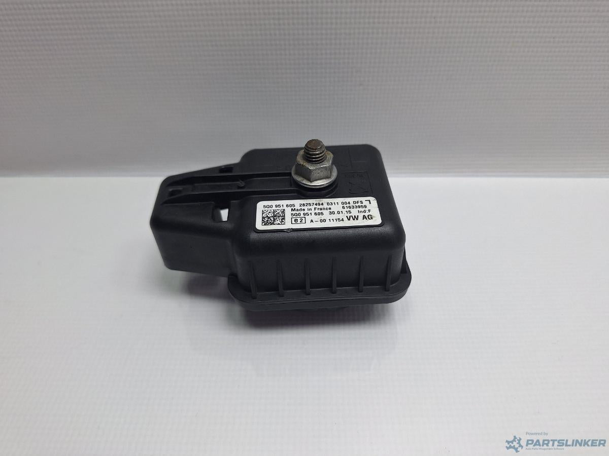 Sirena alarma VOLKSWAGEN PASSAT Variant (3G5) [ 2014 - > ] TDI (CRLB, DBGA, DFGA) 110KW|150HP OEM 5Q0951605