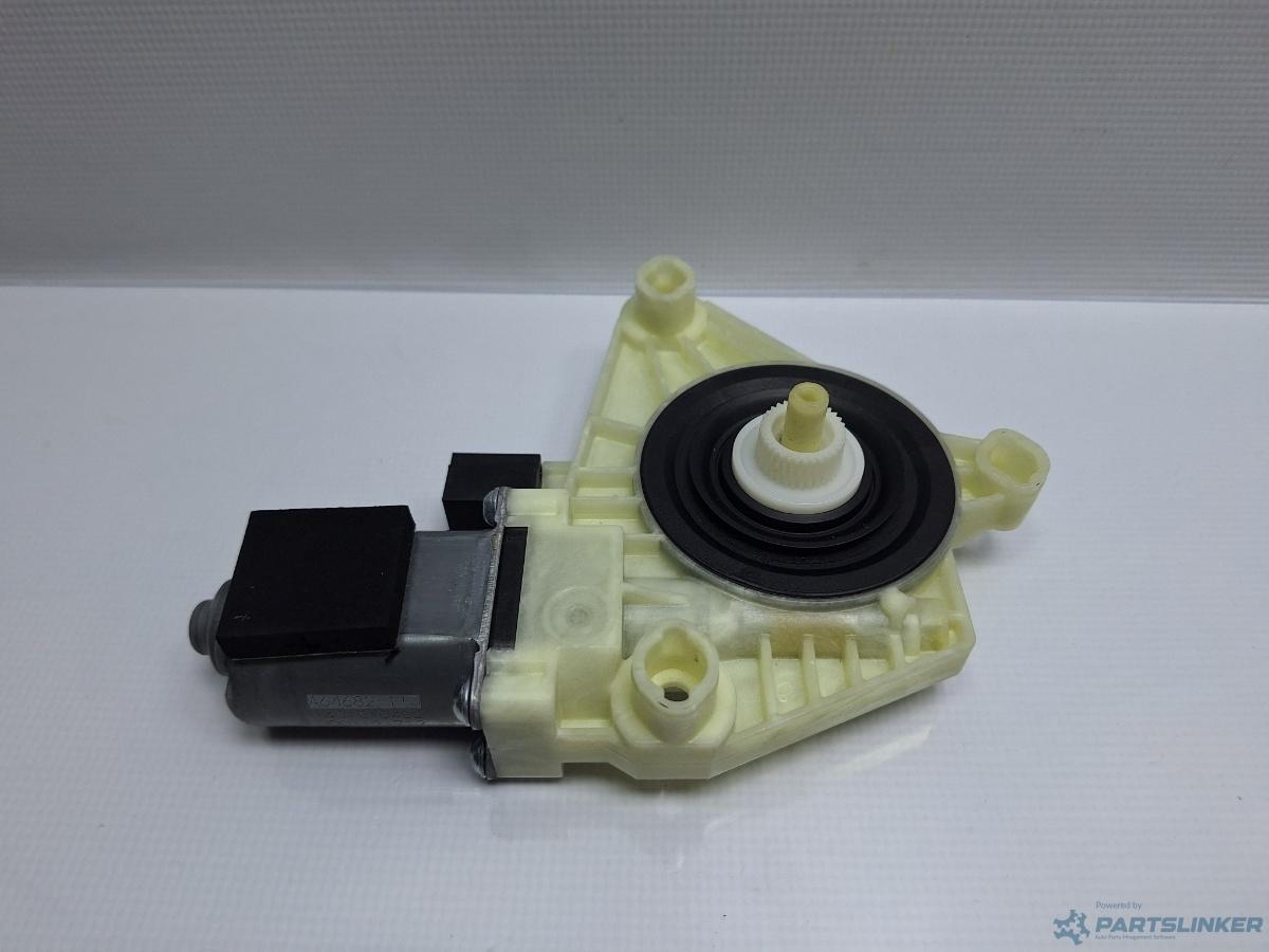 Motoras macara geam dreapta spate VOLKSWAGEN PASSAT Variant (3G5) [ 2014 - > ] TDI (CRLB, DBGA, DFGA) 110KW|150HP OEM 5Q4959801D