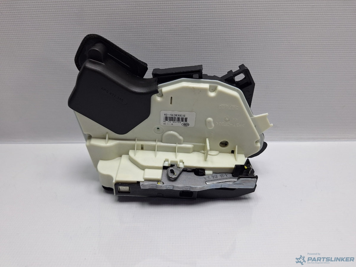 Broasca usa dreapta spate VOLKSWAGEN PASSAT Variant (3G5) [ 2014 - > ] TDI (CRLB, DBGA, DFGA) 110KW|150HP 5E0839016
