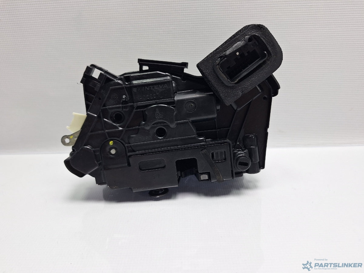 Broasca usa dreapta spate VOLKSWAGEN PASSAT Variant (3G5) [ 2014 - > ] TDI (CRLB, DBGA, DFGA) 110KW|150HP 5E0839016