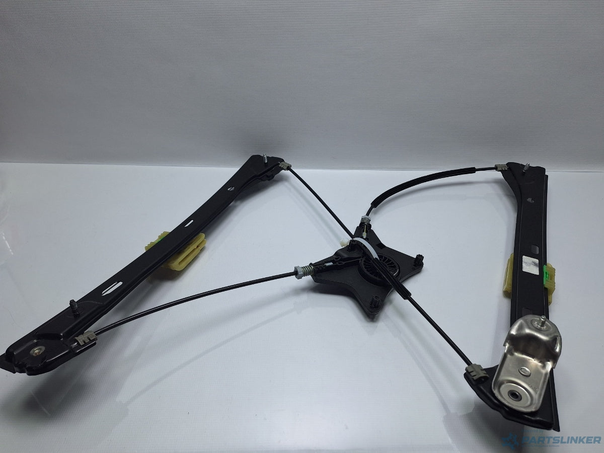 Macara geam dreapta fata VOLKSWAGEN PASSAT Variant (3G5) [ 2014 - > ] TDI (CRLB, DBGA, DFGA) 110KW|150HP 3G0837462C