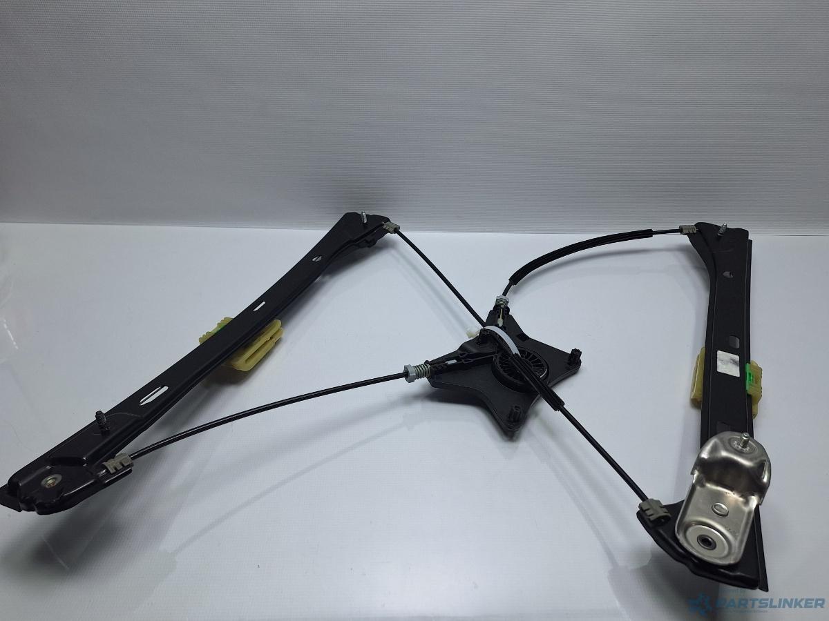 Macara geam dreapta fata VOLKSWAGEN PASSAT Variant (3G5) [ 2014 - > ] TDI (CRLB, DBGA, DFGA) 110KW|150HP OEM 3G0837462C