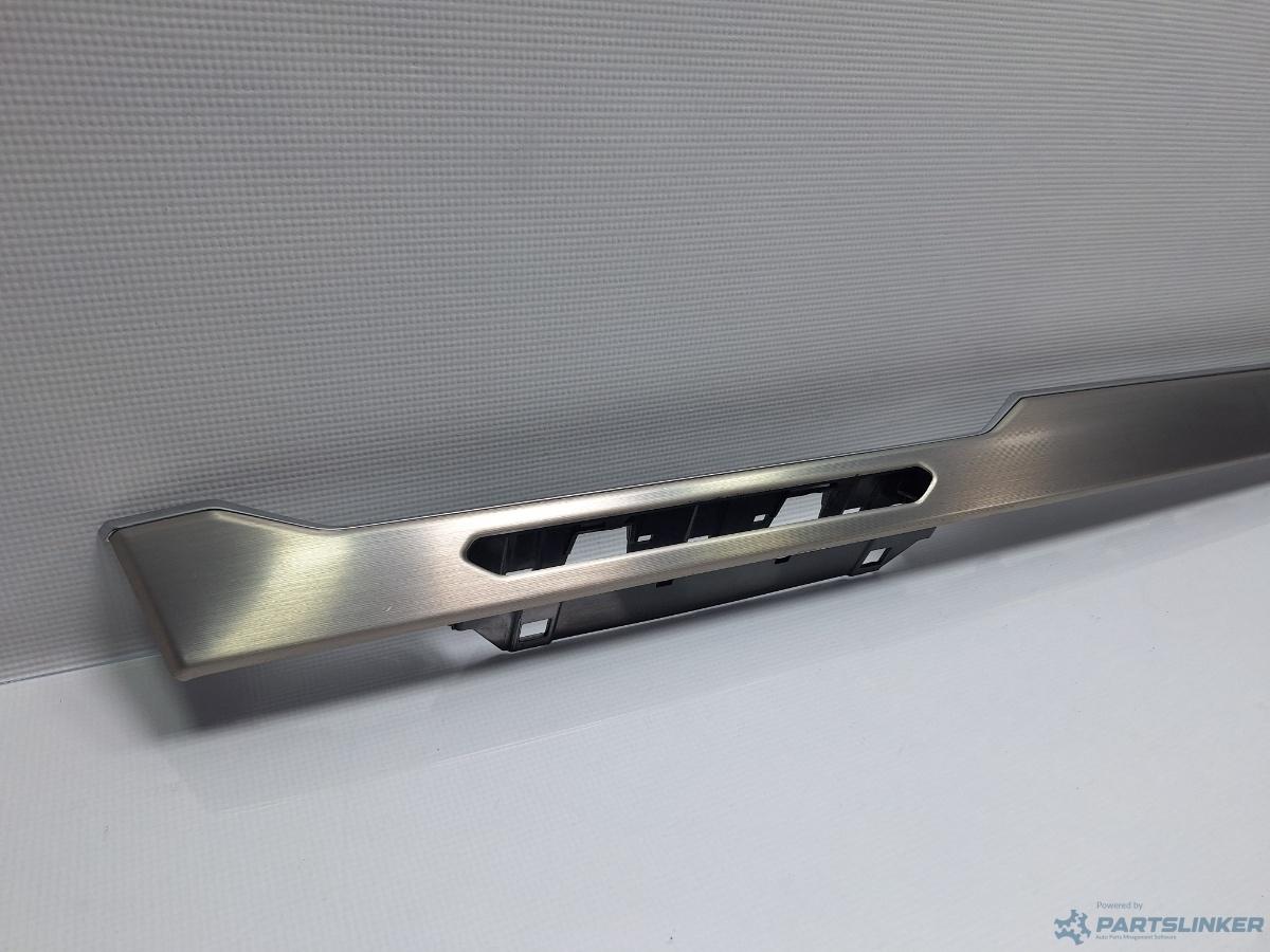 Ornament plansa bord VOLKSWAGEN PASSAT Variant (3G5) [ 2014 - > ] TDI (CRLB, DBGA, DFGA) 110KW|150HP OEM 3G2853769A