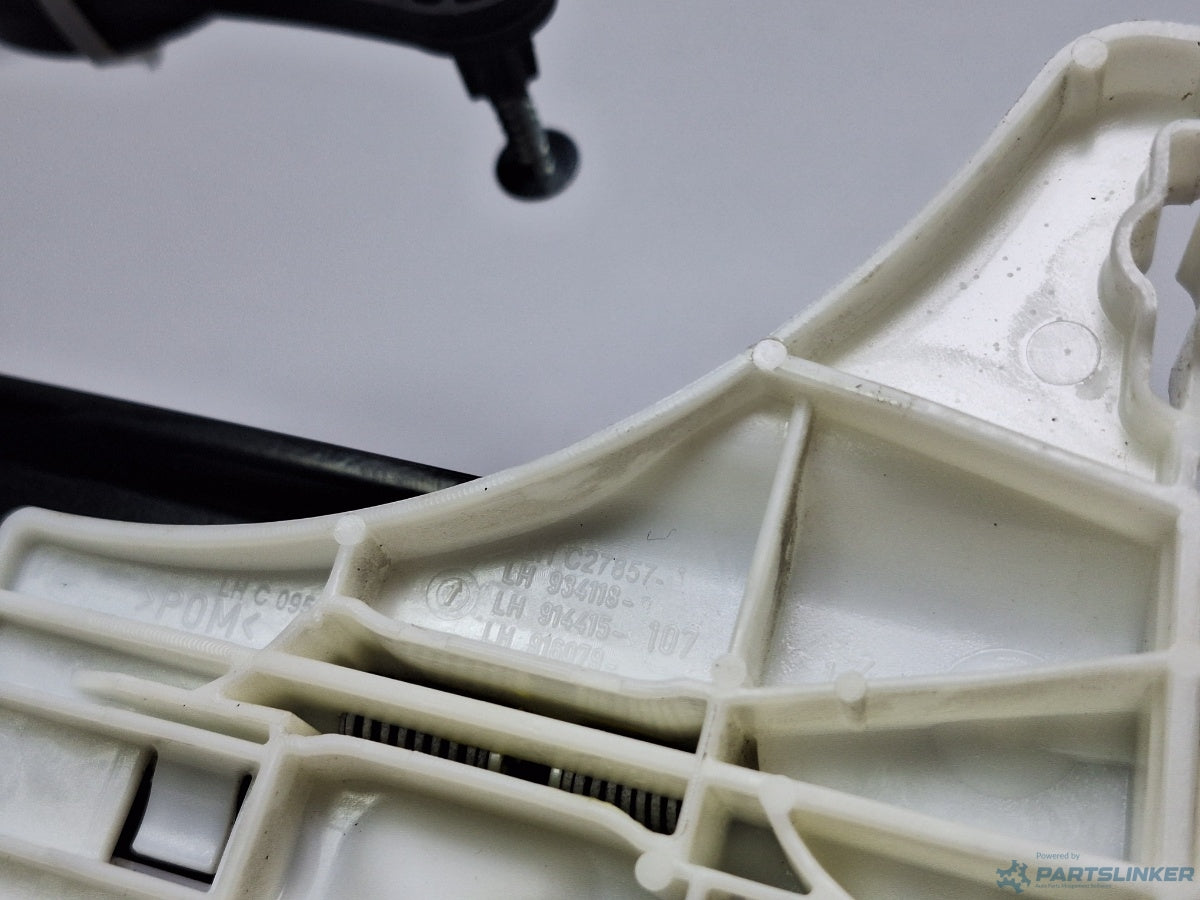 Macara geam stanga spate VOLKSWAGEN PASSAT Variant (3G5) [ 2014 - > ] TDI (CRLB, DBGA, DFGA) 110KW|150HP 3G9839462B