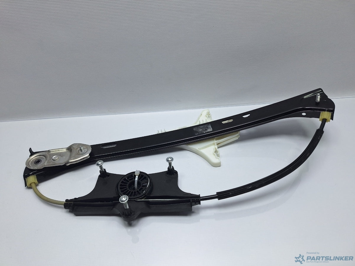 Macara geam stanga spate VOLKSWAGEN PASSAT Variant (3G5) [ 2014 - > ] TDI (CRLB, DBGA, DFGA) 110KW|150HP 3G9839462B