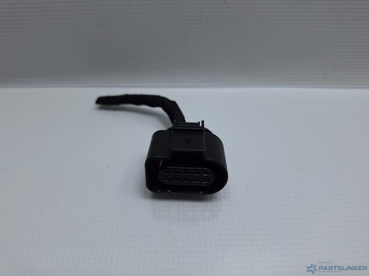 Mufa conector 10 pini VOLKSWAGEN PASSAT Variant (3G5) [ 2014 - > ] TDI (CRLB, DBGA, DFGA) 110KW|150HP OEM 4H0973715