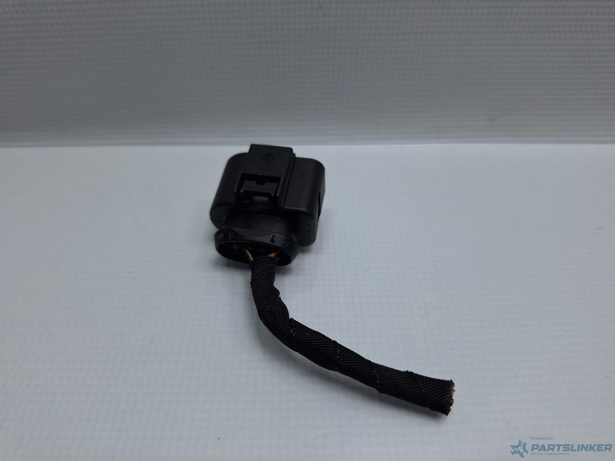 Mufa conector 10 pini VOLKSWAGEN PASSAT Variant (3G5) [ 2014 - > ] TDI (CRLB, DBGA, DFGA) 110KW|150HP 4H0973715