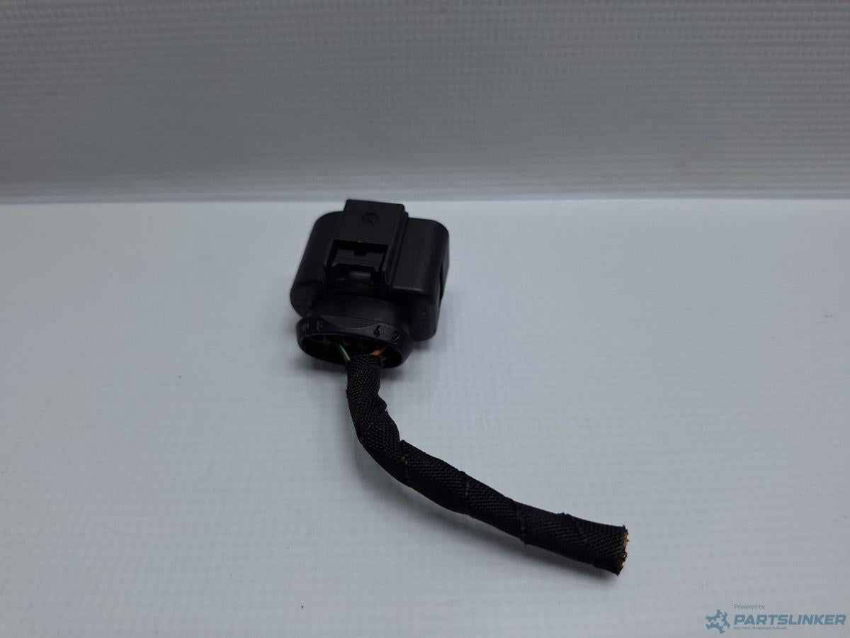 Mufa conector 10 pini VOLKSWAGEN PASSAT Variant (3G5) [ 2014 - > ] TDI (CRLB, DBGA, DFGA) 110KW|150HP OEM 4H0973715