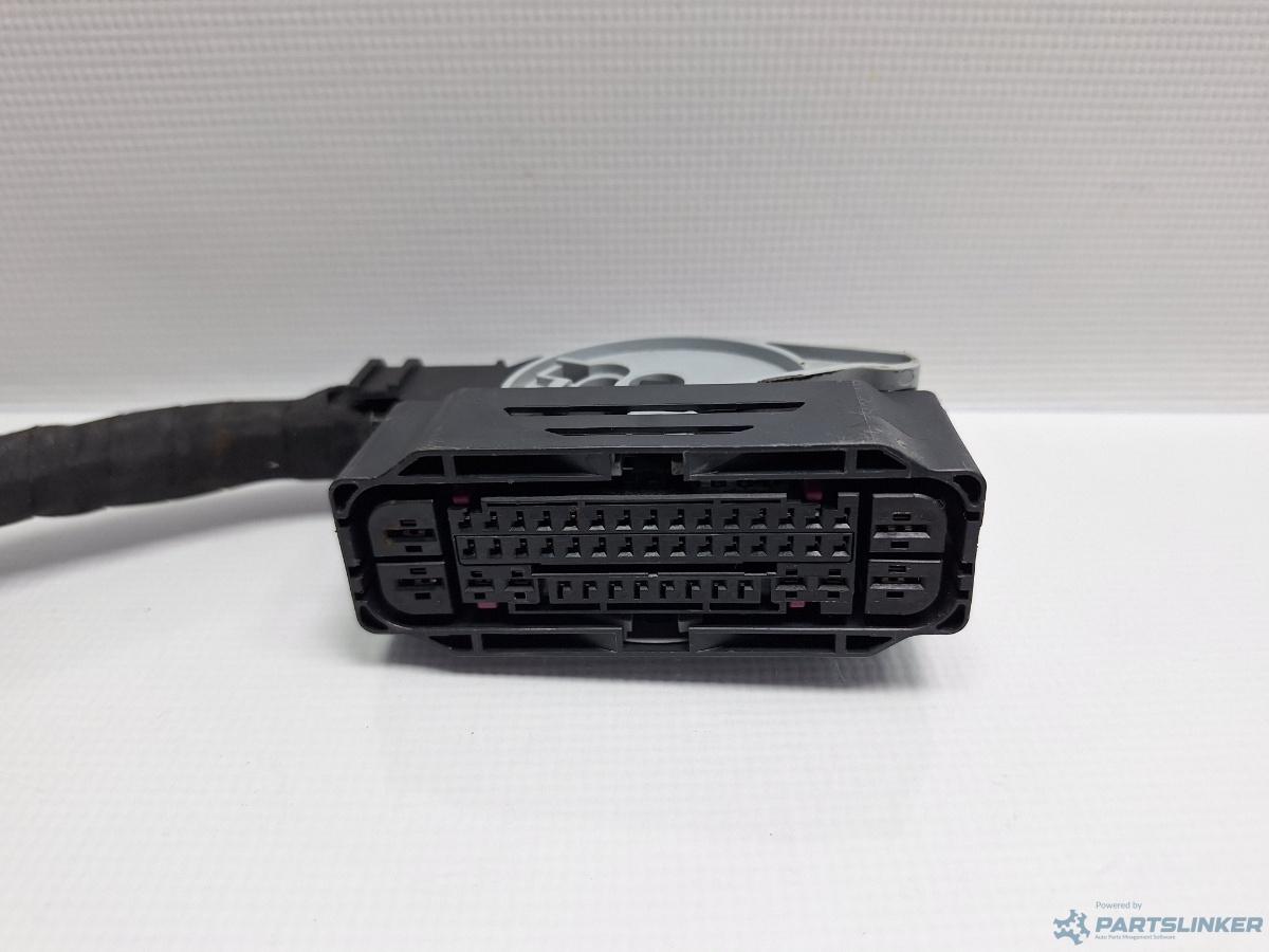 Mufa conector pompa ABS VOLKSWAGEN PASSAT Variant (3G5) [ 2014 - > ] TDI (CRLB, DBGA, DFGA) 110KW|150HP OEM 5Q0973046