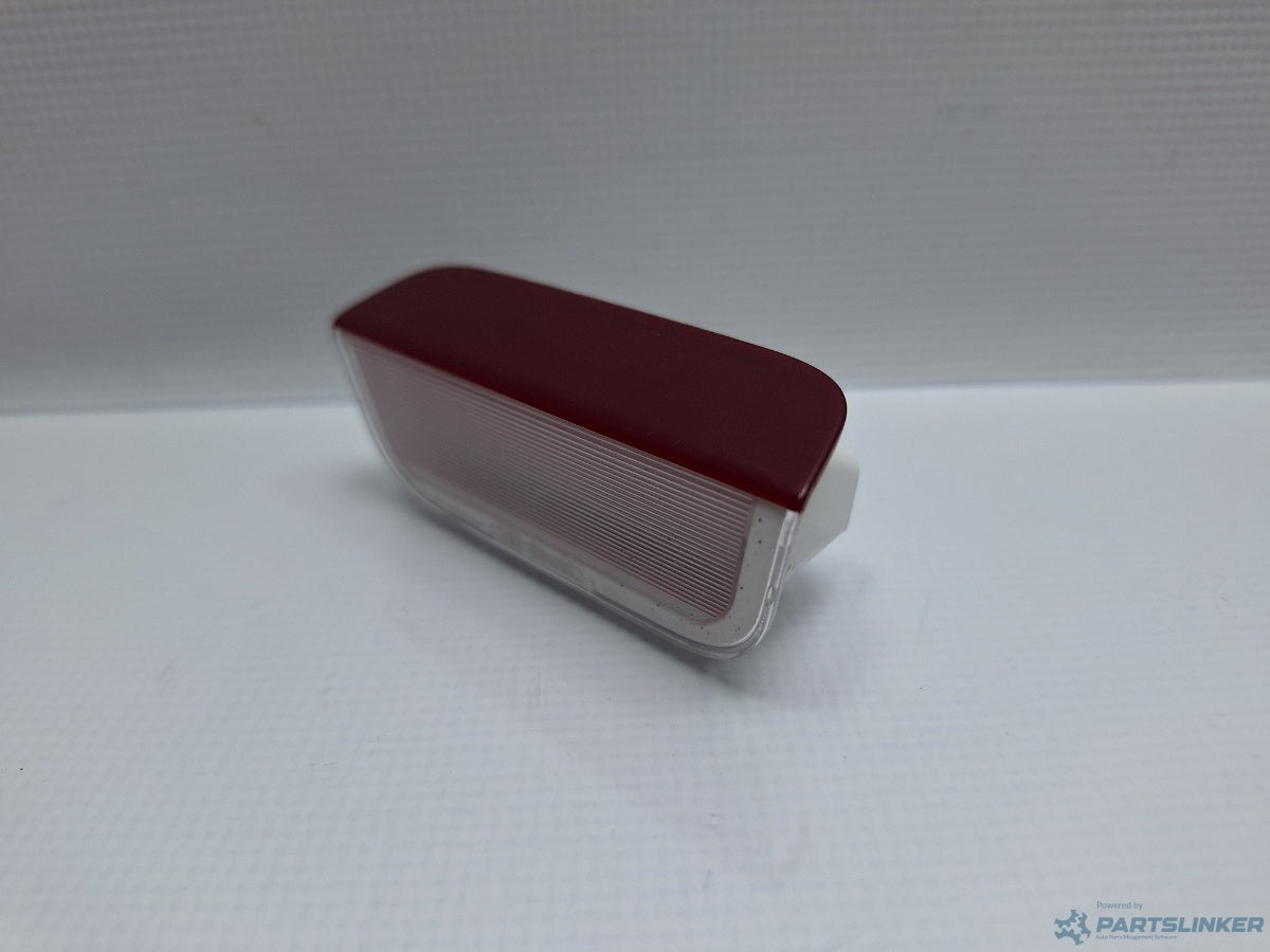 Lampa panou usa VOLKSWAGEN PASSAT Variant (3G5) [ 2014 - > ] TDI (CRLB, DBGA, DFGA) 110KW|150HP 3G0947411