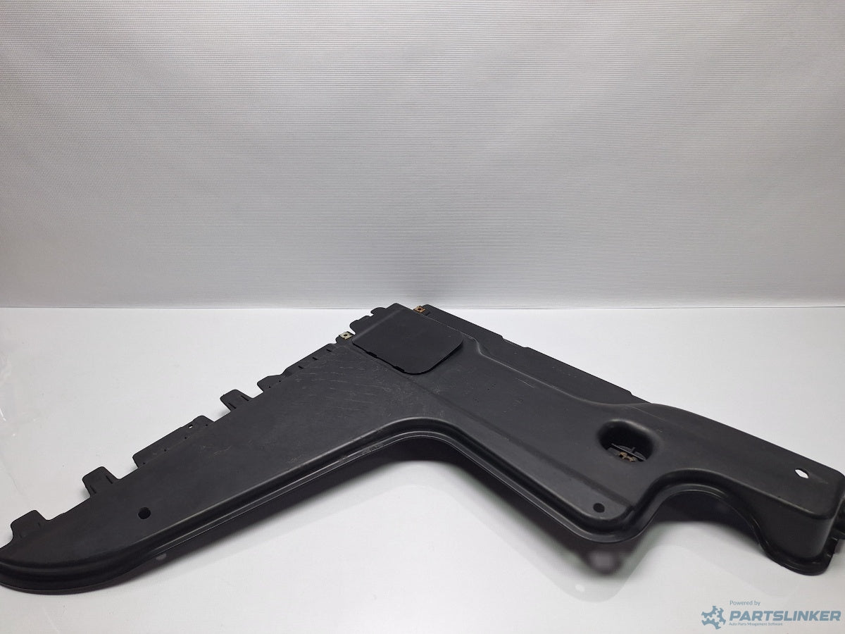 Scut podea stanga spate VOLKSWAGEN PASSAT Variant (3G5) [ 2014 - > ] TDI (CRLB, DBGA, DFGA) 110KW|150HP 3Q0825101A