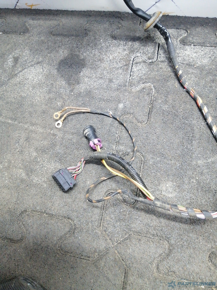 Suport carlig remorcare  VOLKSWAGEN TOURAN (1T1, 1T2) [ 2003 - 2010 ]  1T0803881C