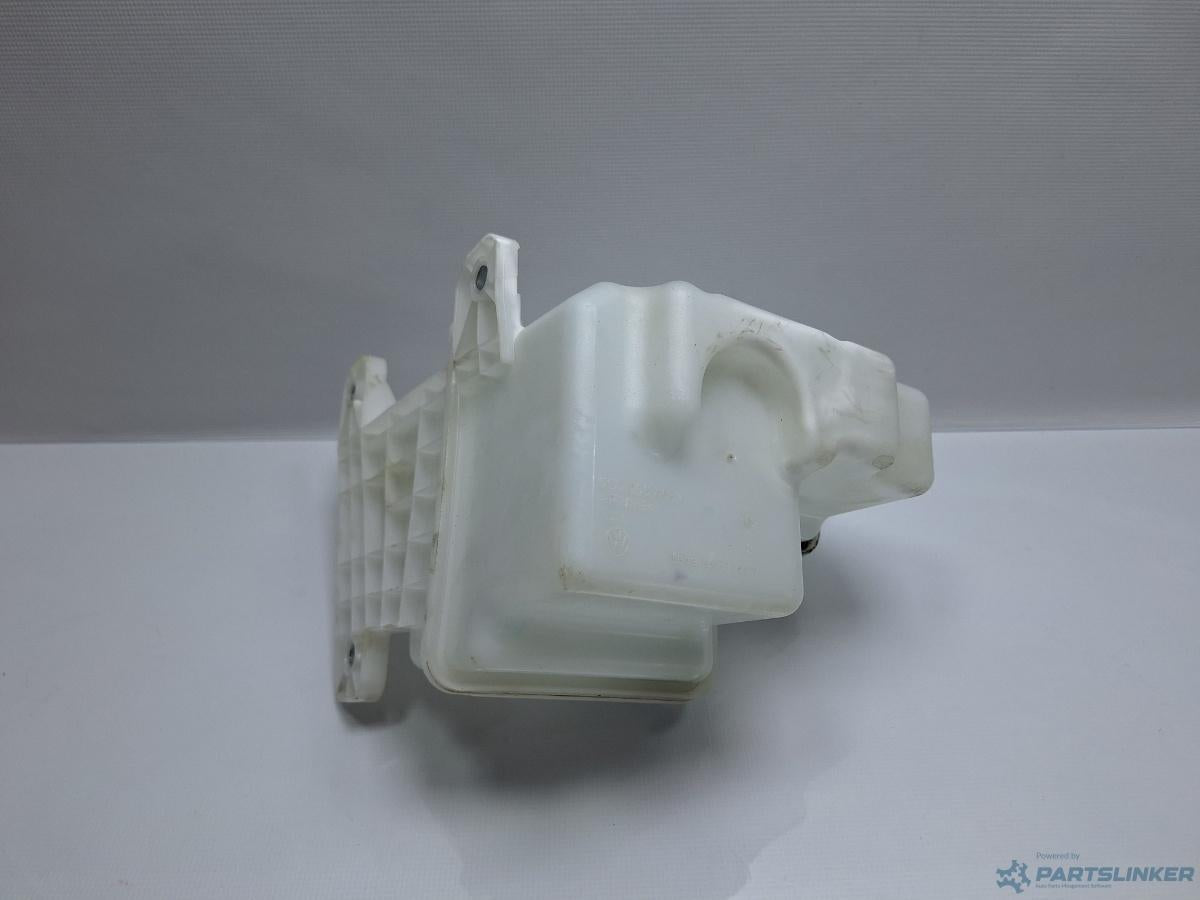 Vas lichid parbriz VOLKSWAGEN PASSAT Variant (3G5) [ 2014 - > ] TDI (CRLB, DBGA, DFGA) 110KW|150HP OEM 5G0955453J , 3Q0955448B