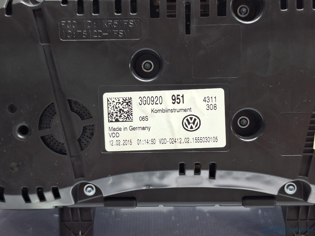 Ceasuri bord VOLKSWAGEN PASSAT Variant (3G5) [ 2014 - > ] TDI (CRLB, DBGA, DFGA) 110KW|150HP OEM 3G0920951