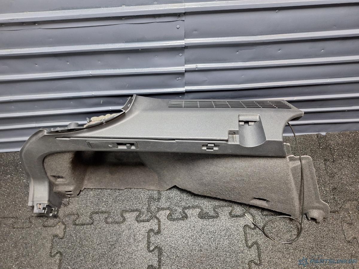 Mocheta laterala portbagaj stanga VOLKSWAGEN PASSAT Variant (3G5) [ 2014 - > ] TDI (CRLB, DBGA, DFGA) 110KW|150HP OEM 3G9867427K