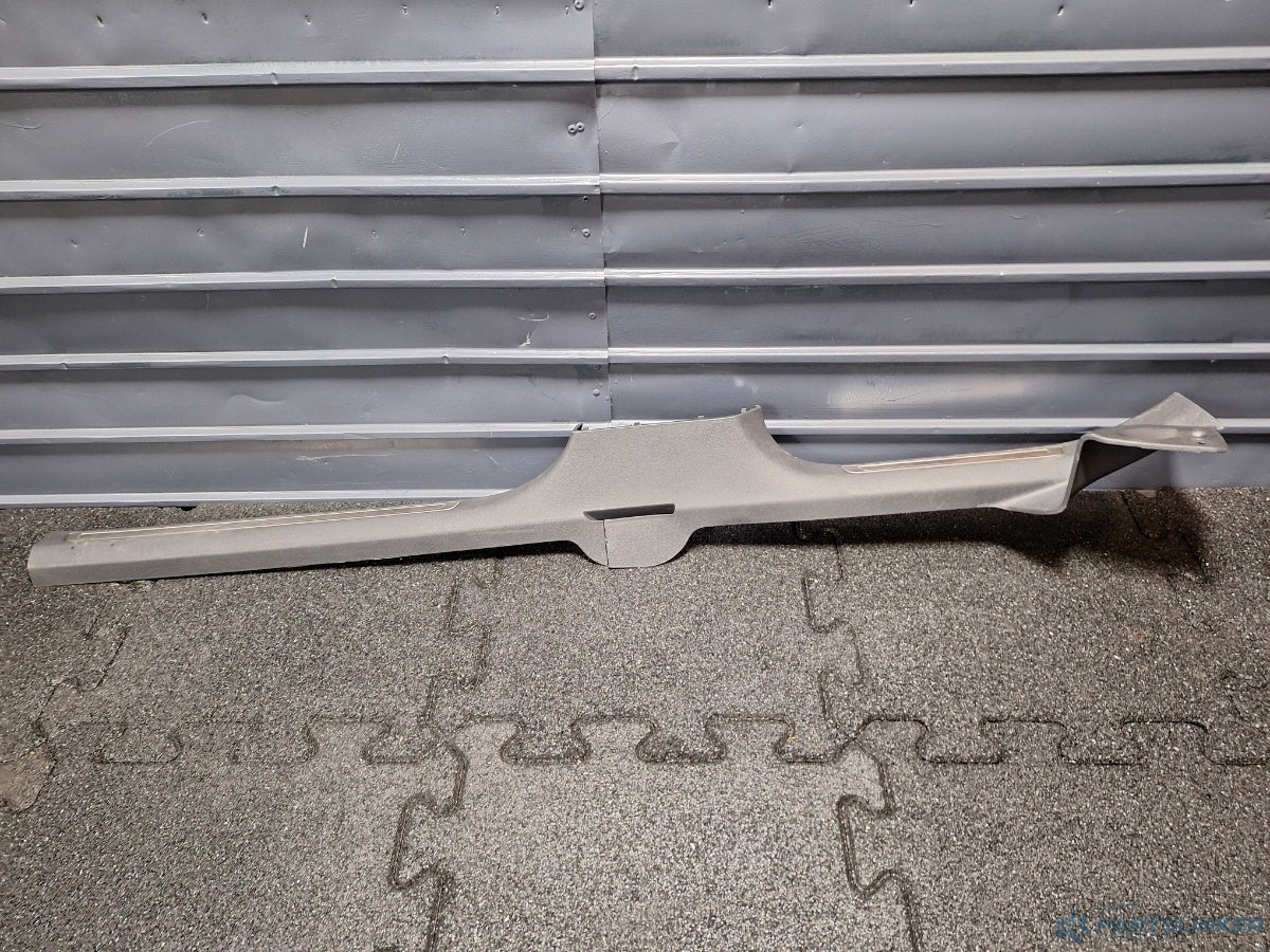 Ornament prag dreapta VOLKSWAGEN PASSAT Variant (3G5) [ 2014 - > ] TDI (CRLB, DBGA, DFGA) 110KW|150HP 3G0853372E