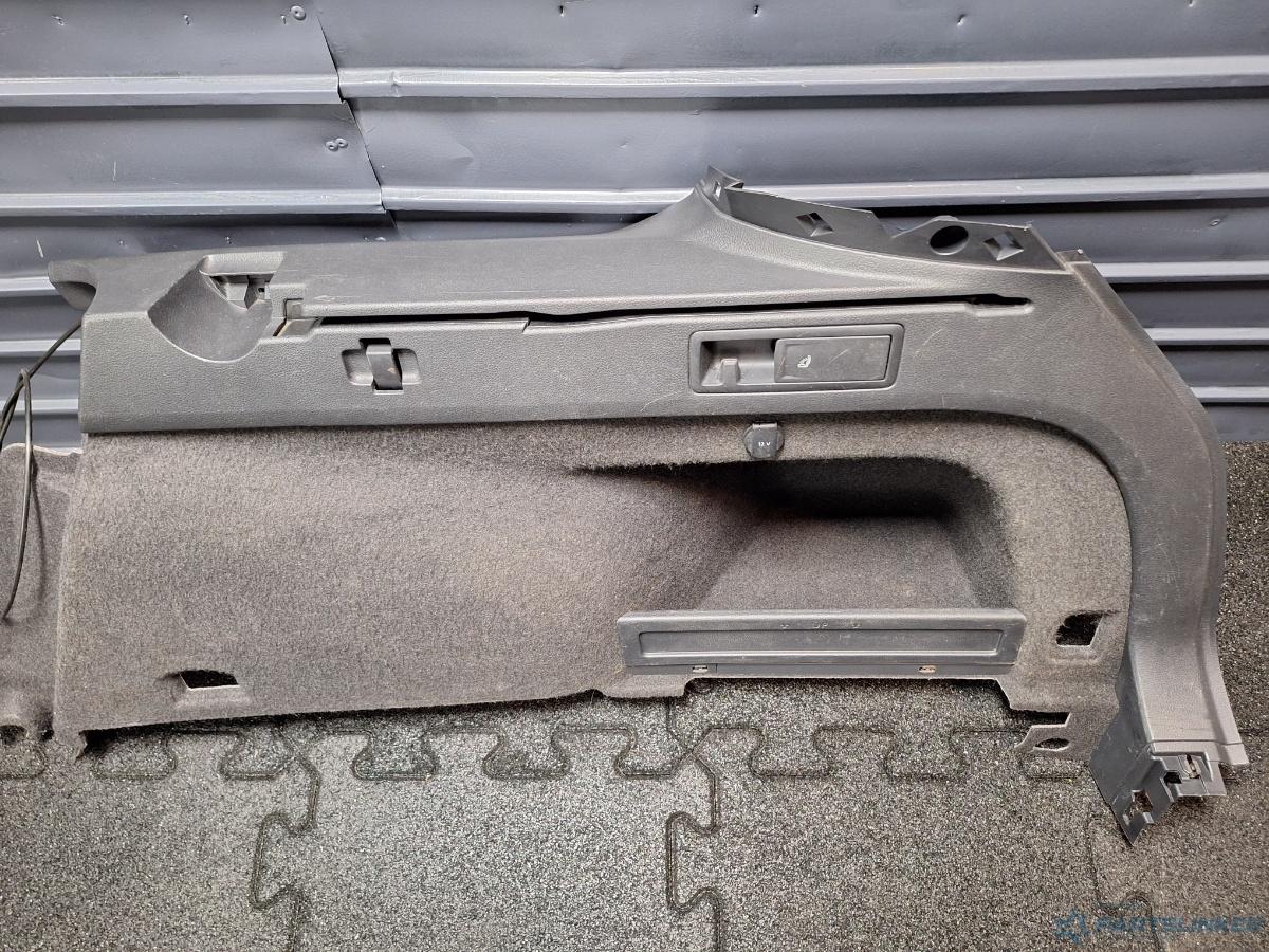 Mocheta laterala portbagaj dreapta VOLKSWAGEN PASSAT Variant (3G5) [ 2014 - > ] TDI (CRLB, DBGA, DFGA) 110KW|150HP OEM 3G9867428
