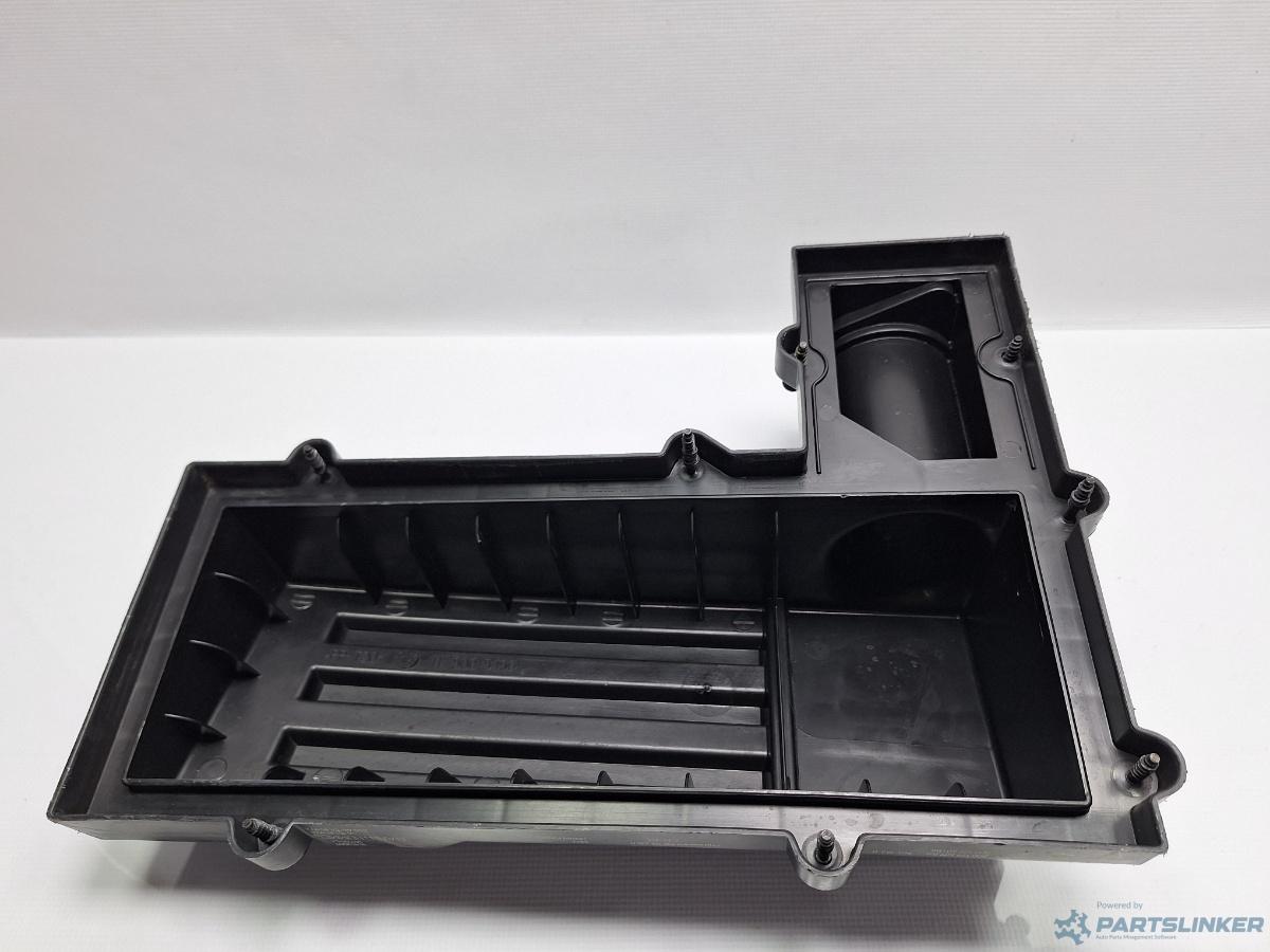 Capac carcasa filtru aer VOLKSWAGEN GOLF V (1K1) [ 2003 - 2009 ] TDI (BKC, BLS, BXE) 77KW|105HP OEM 3C0129607BA