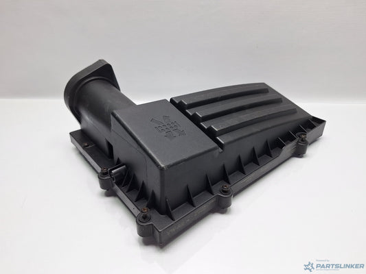 Capac carcasa filtru aer VOLKSWAGEN GOLF V (1K1) [ 2003 - 2009 ] TDI (BKC, BLS, BXE) 77KW|105HP 3C0129607BA
