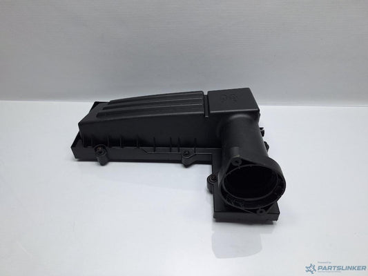 Capac carcasa filtru aer VOLKSWAGEN GOLF V (1K1) [ 2003 - 2009 ] TDI (BKC, BLS, BXE) 77KW|105HP OEM 3C0129607BA