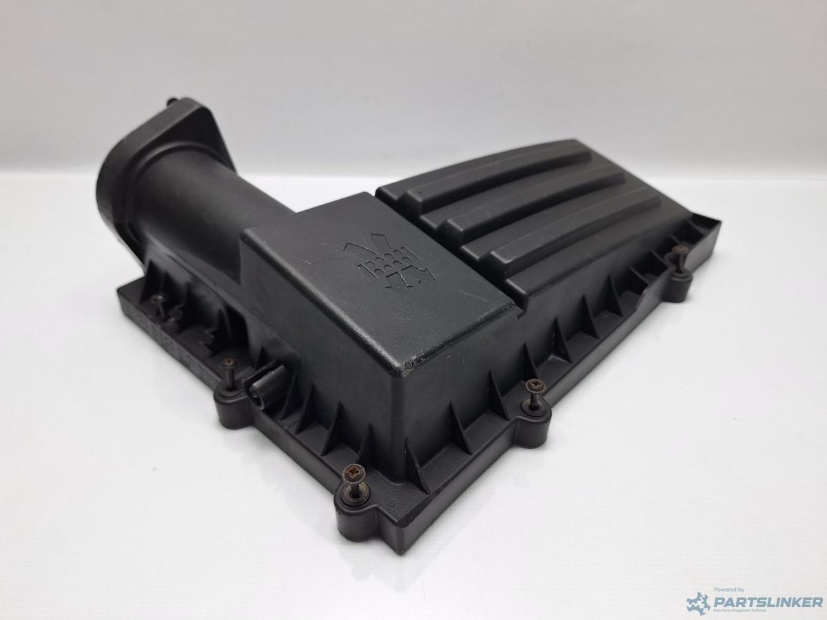 Capac carcasa filtru aer VOLKSWAGEN JETTA III (1K2) [ 2004 - 2010 ] TDI (CAYC) 77KW|105HP OEM 3C0129601CA