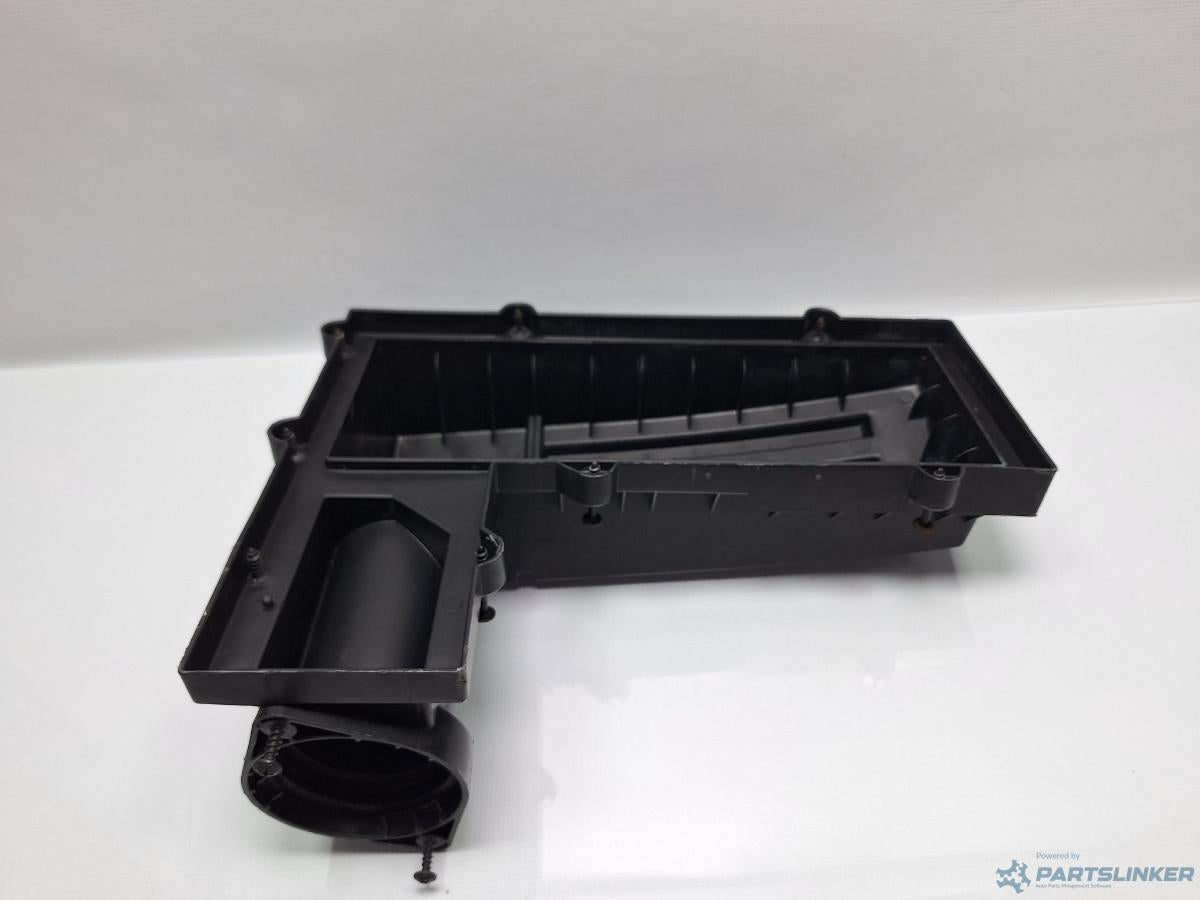 Capac carcasa filtru aer VOLKSWAGEN JETTA III (1K2) [ 2004 - 2010 ] TDI (CAYC) 77KW|105HP OEM 3C0129601CA