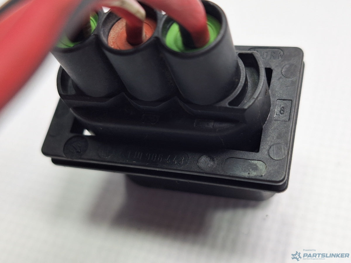 Mufa conector electroventilatoare SKODA OCTAVIA (1U2) [ 1996 - 2010 ] 16V (AXP, BCA) 55KW|75HP 1J0906443