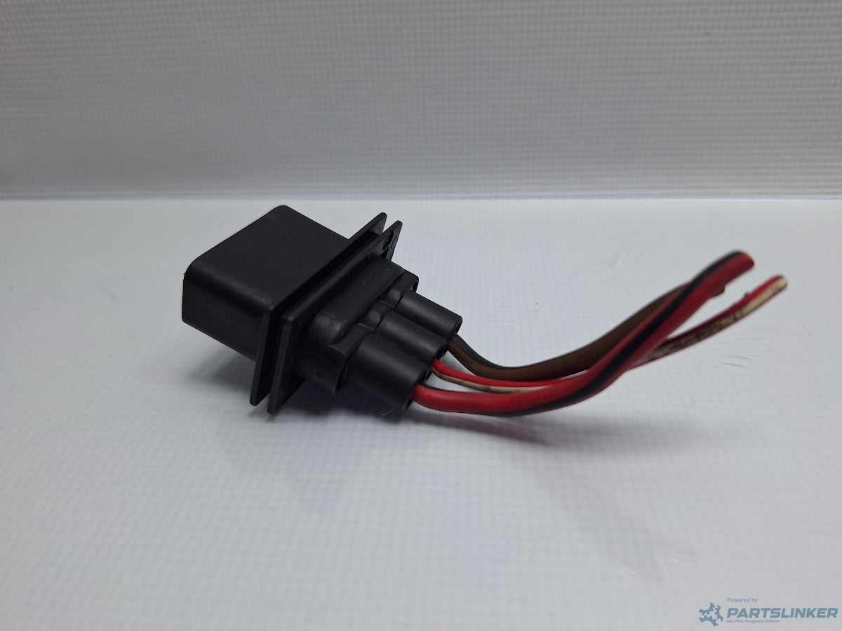 Mufa conector electroventilatoare SKODA OCTAVIA (1U2) [ 1996 - 2010 ] 16V (AXP, BCA) 55KW|75HP 1J0906443