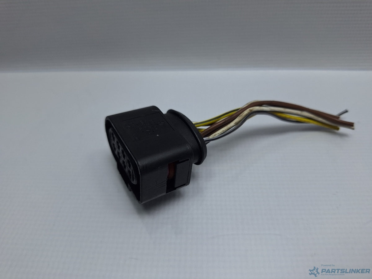 Mufa conector 8 pini SKODA OCTAVIA (1U2) [ 1996 - 2010 ] 16V (AXP, BCA) 55KW|75HP 8D0973734