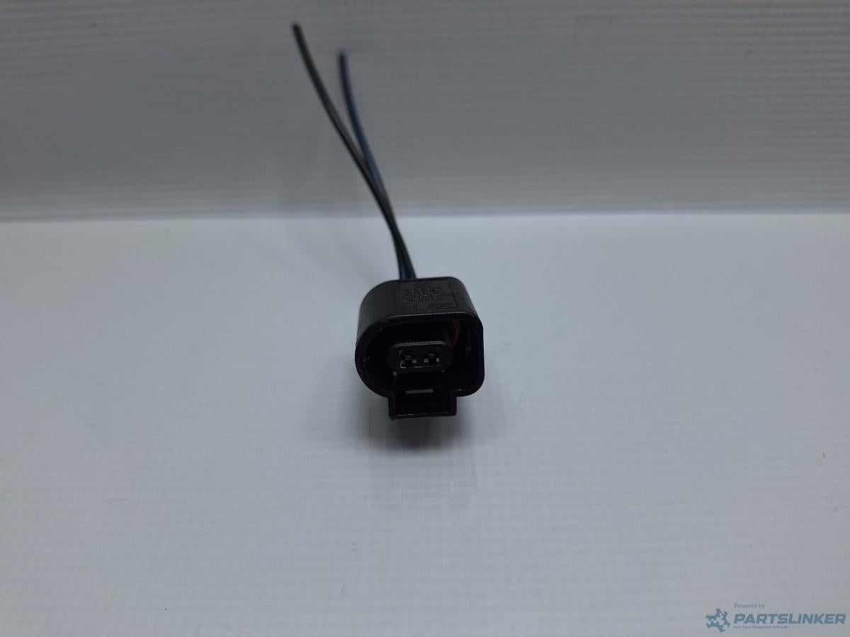 Mufa conector 2 pini SKODA OCTAVIA (1U2) [ 1996 - 2010 ] 16V (AXP, BCA) 55KW|75HP OEM 1J0973702