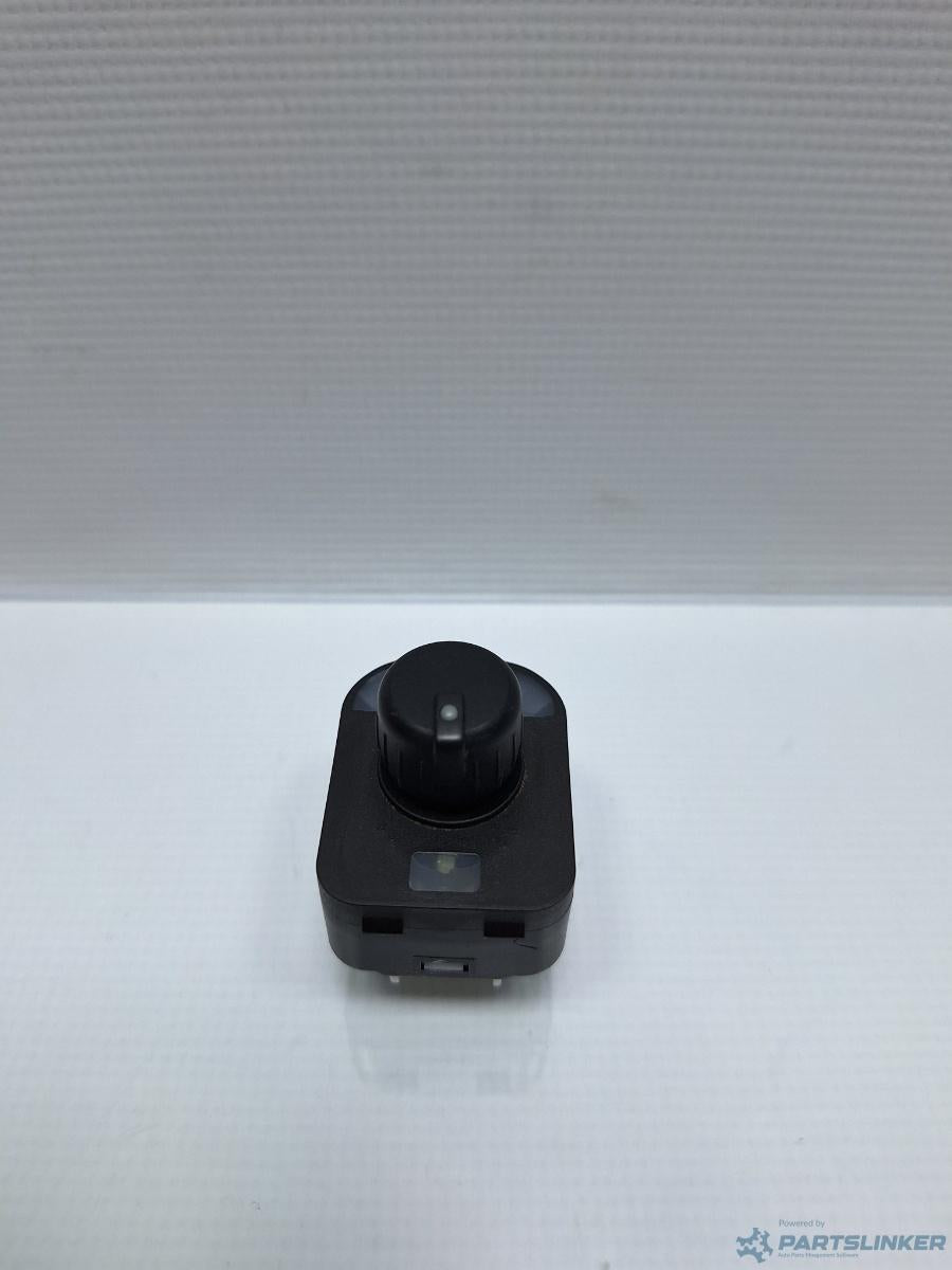 Buton reglaj oglinzi cu rabatare AUDI A8 II (4E2, 4E8) [ 2002 - 2010 ] TDI quattro (ASB) 171KW|233HP OEM 8E0959565A