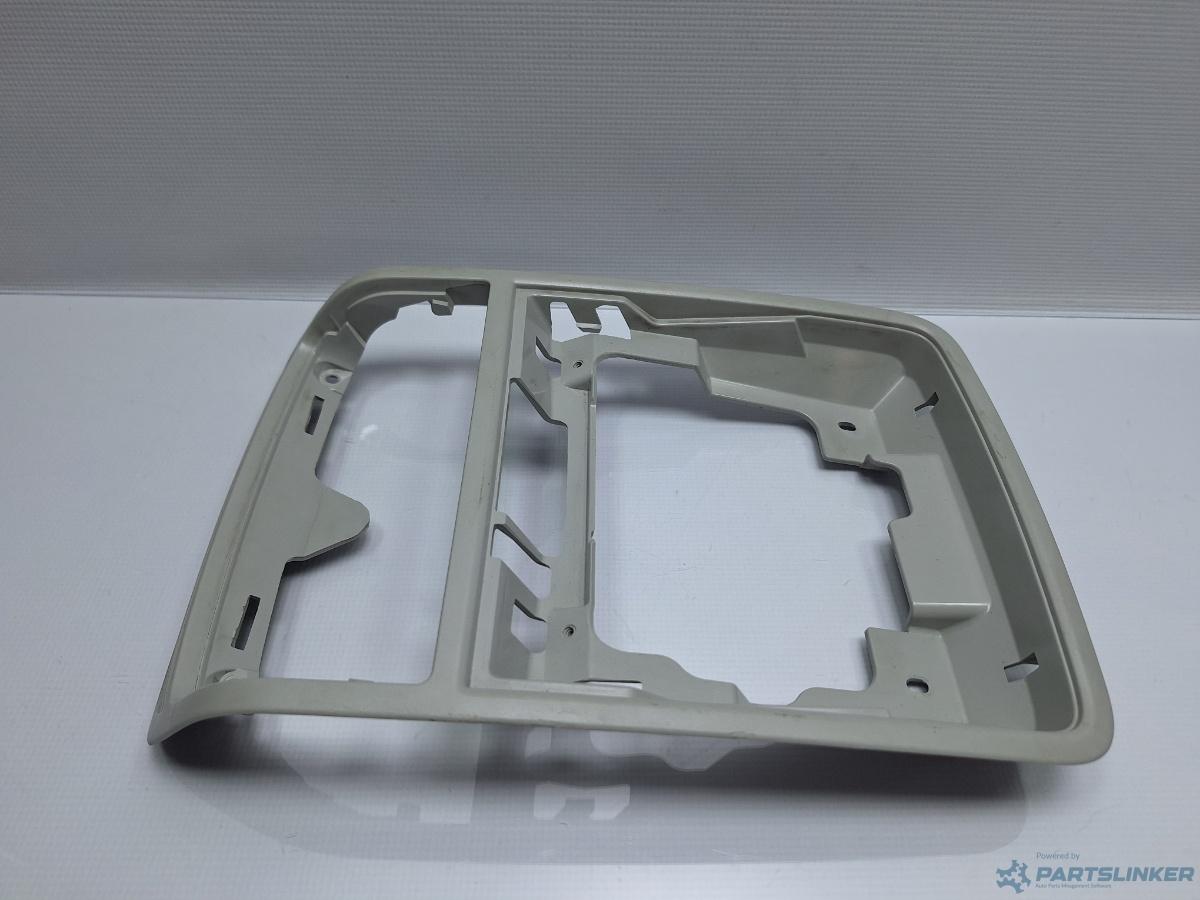 Suport prindere plafoniera lumini VOLKSWAGEN PASSAT CC (357) [ 2008 - 2012 ] TDI (CBAB, CFFB) 103KW|140HP OEM 3C0867489C