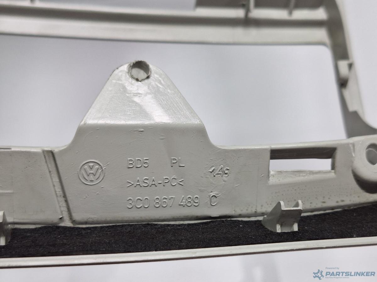 Suport prindere plafoniera lumini VOLKSWAGEN PASSAT CC (357) [ 2008 - 2012 ] TDI (CBAB, CFFB) 103KW|140HP OEM 3C0867489C